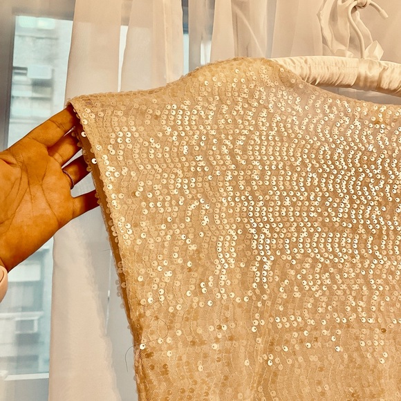 Sequin in dreamy vanilla, L, double layered, soft interior, simply beautiful - Picture 8 of 14